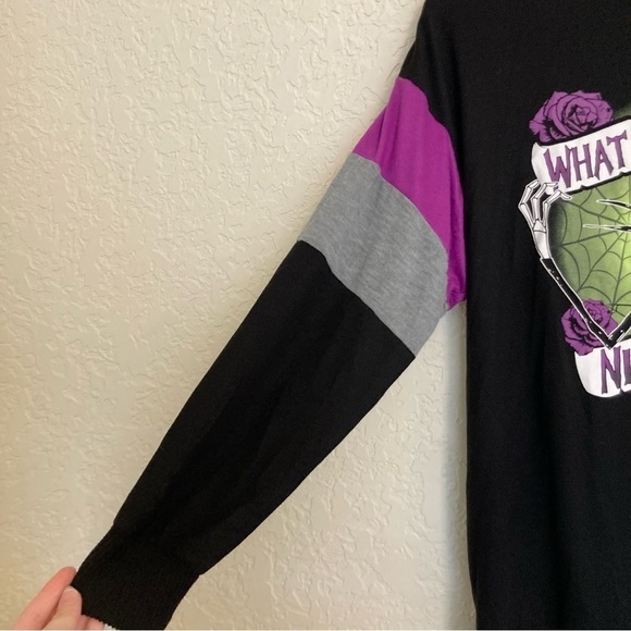 Disney’s the nightmare before Christmas black and purple nightgown sleep shirt - Picture 8 of 9